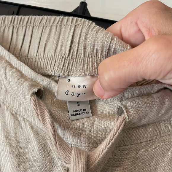 A New Day • Khaki tan linen rayon slacks pants wide leg stretch waist and tie. - Picture 4 of 10